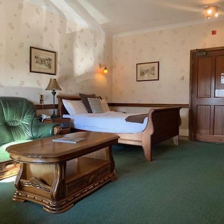 St Mary'S Hotel Golf & Country Club Pencoed Exteriér fotografie